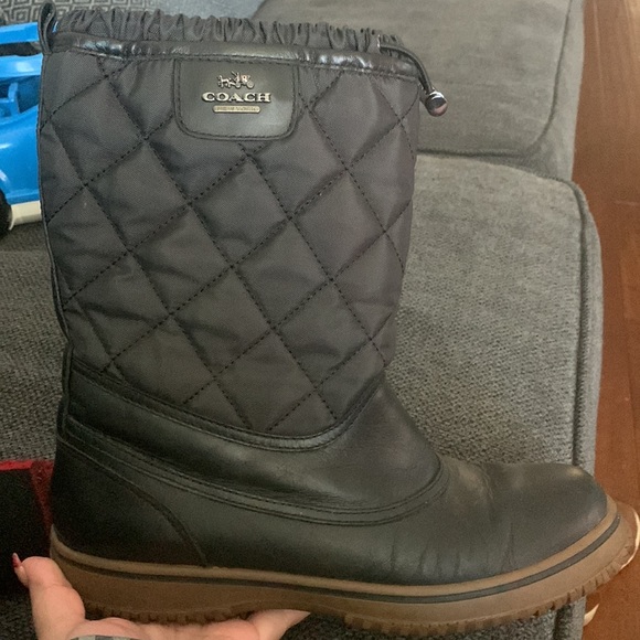 Coach original snow boots size 8 1/2 - Picture 2 of 6